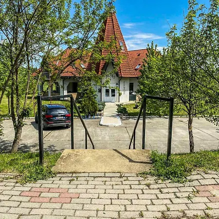 Mathias Haz Magyarhertelend