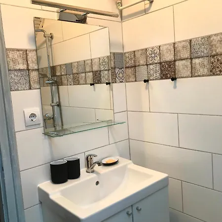 Mathias Haz Bed & Breakfast Magyarhertelend